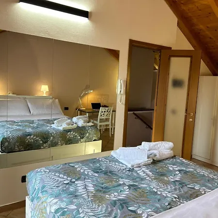 Elf'S House Villa Cesano Maderno Exterior photo